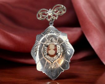 Spilla vintage con medaglione in argento sterling con cammeo, gioiello assolutamente straordinario, pezzo unico e RARO, ottimo per i collezionisti.
