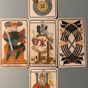 Tarot intuitif, cartes à jouer ou lecture Lenormand (7-10 minutes/5 à 7 cartes)
