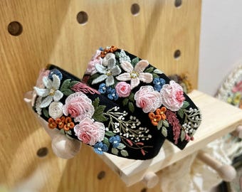 Faixa de cabelo de linho bordada com flores | Turbante boho com nó
