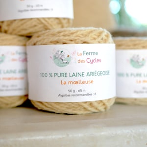Pelote 100% pure laine locale des Pyrénées de brebis bio, couleur naturelle, teinture végétale, 2 brins, aiguilles 6, non superwash, 50g