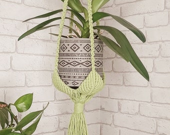 Natural macramé suspension for plant, modern macramé decoration, terrarium door, plant holder, hanging vase, interior exterior suspension,