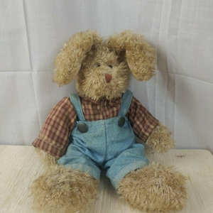 Russ Berrie & Co Plush Stuffed Bunny Rabbit &quot;Carter&quot; - Farmer