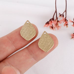 Raw Brass Pattern Drop Charm, Brass Drop Earring Pendants, Brass Accessories, Earring Connectors, Jewelry Supplies Making and Discovery