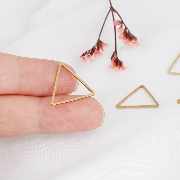 Raw Brass Triangle Shape Charm, Brass Earring Pendants, Brass Accessories, Earring Connectors, Jewelry Manufacturing and Discovery