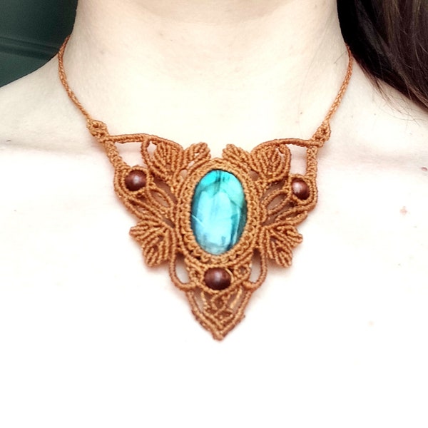 Collier Labradorite et micro-macramé marron - Bohème, Ethnique