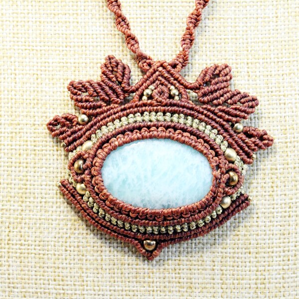 Collier pendentif Amazonite, macramé, marron doré