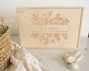 Erinnerungskiste Baby XL 3D  Erinnerungsbox | personalisierte Erinnerungskiste Baby floral Kranz | Geschenk zur Geburt Taufe Geschenk