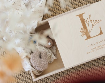 Erinnerungskiste XXL Baby Holz Buchstabe minimalistisch initialen | Holzkiste Kind Schwangerschaft | Babys erstes Jahr | Erinnerungsbox