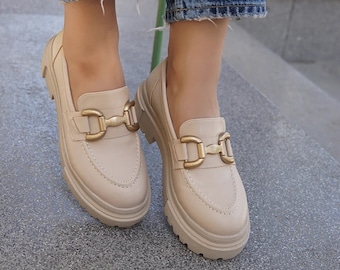 Handmade Women's Beige Leather Gold Buckle Detailed Loafers, Leather Shoes, Casual Oxford Shoes, Soft Leather Shoes, Casual Shoes