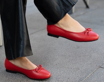 Chaussures plates rouges avec nœud, chaussures plates sans lacets avec nœud, chaussures plates polyvalentes rehaussées d'un nœud, ballerines, ballerines faites main, ballerines pour femme