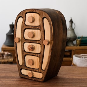 Wardrobe Shaped Wooden Jewelry Box, Special Wooden Rings, Necklaces, Earrings, Jewelry and Accessory Boxes For Mother's Day