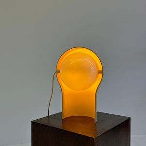 Telegono table lamp by Vico Magistretti for Artemide