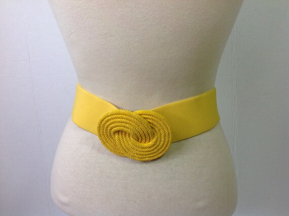 vintage yellow knot stretch cinch buckle belt - image 3