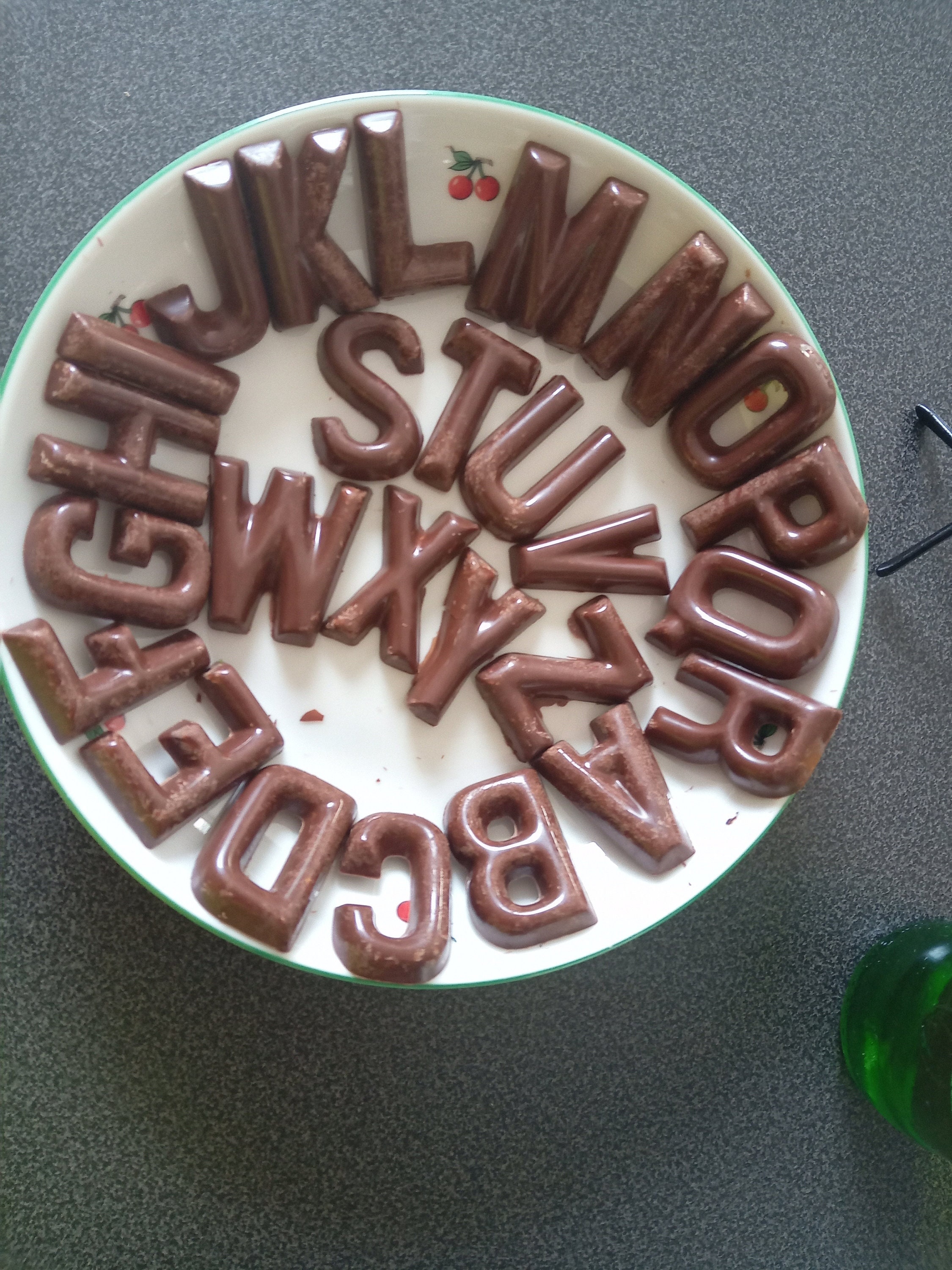 Alphabeto à La Pièce