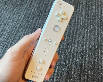 Mandos y nunchakus blancos originales de Nintendo para Wii