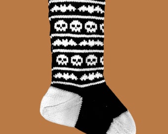 Goth Christmas Stocking Knitting Pattern, Skull Bat Design (PDF Pattern)