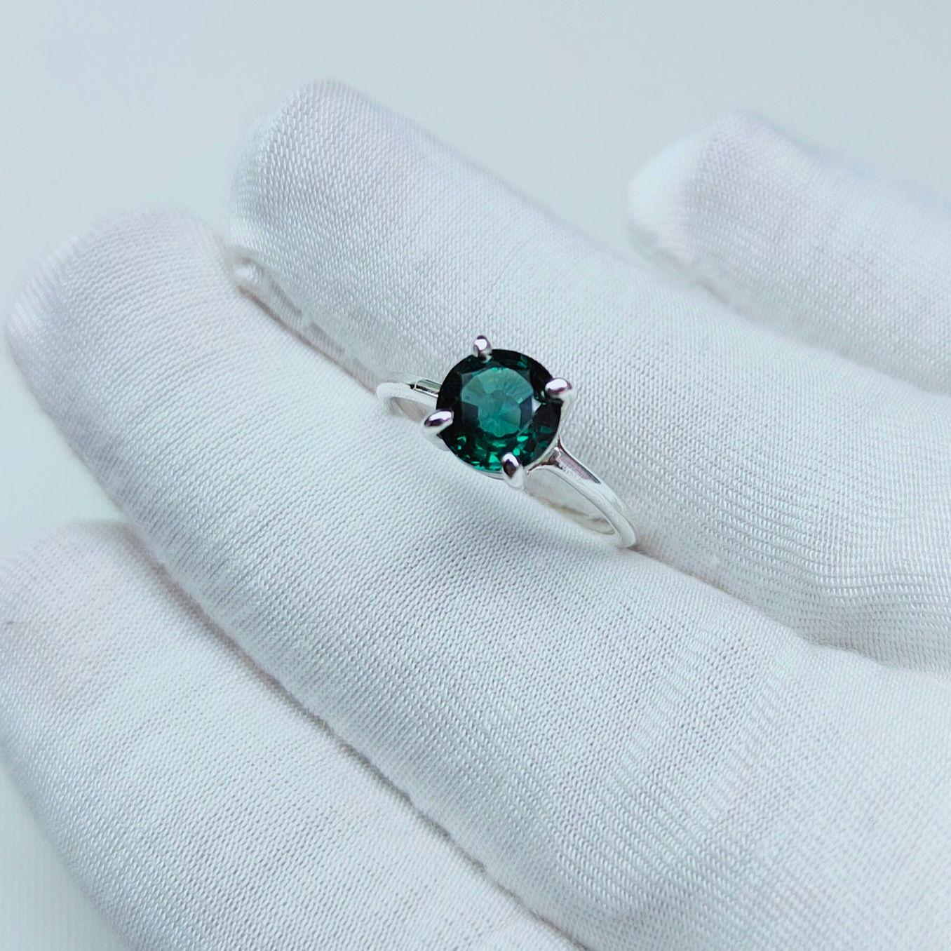 ティールサファイアリング、ラウンドカットティールサファイアリング