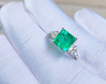 Columbian Emerald Asscher cut Ring, 925 Sterling Silver Ring, Emerald handmade Ring, lab grown emerald engagement ring,emerald ring for gift
