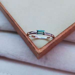 Teal sapphire ring,baguette cut Teal sapphire ring,925 Sterling Silver ring,Sapphire engagement ring,lab grown Teal sapphire hand made ring