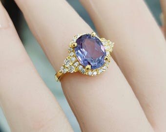 Alexandrite Halo Ring: 925 Sterling Silver ring, alexandrite Color Change Stone ring, Lab grown alexandrite ring, alexandrite handmade ring
