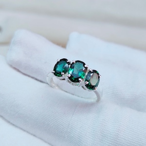 Multi green Teal sapphire ring, oval cut Teal sapphire ring, 925 Sterling Silver ring, Sapphire engagement ring lab grown Teal sapphire ring