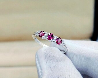 Natuurlijke rhodoliet-granaatring, 925 sterlingzilveren ring, granaat trouwring, natuurlijke granaat handgemaakte ring, paarse granaat zilveren ring