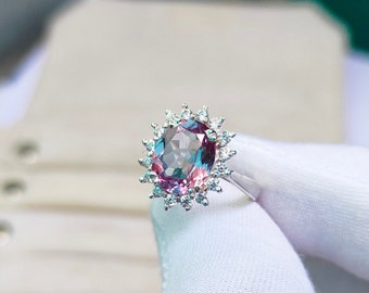 Alexandrite Halo Ring, 925 Sterling Silver ring, Lab grown alexandrite handmade ring, alexandrite engagement ring, alexandrite colour change