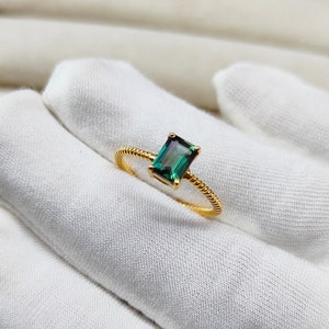Teal sapphire ring,octagon cut Teal sapphire ring,925 Sterling Silver ring,green teal sapphire engagement ring, lab grown Teal sapphire ring