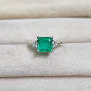 Columbian Emerald Asscher cut Ring, 925 Sterling Silver Ring, Emerald handmade Ring, lab grown emerald engagement ring,emerald ring for gift