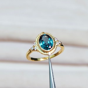 Teal sapphire ring, oval cut Teal sapphire ring, 925 Sterling Silver ring, Sapphire engagement ring, lab grown Teal sapphire hand made ring