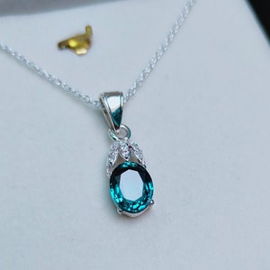 ocean teal sapphire pendant, teal sapphire necklace, 925 sterling silver necklace, oval cut teal sapphire pendant lab grown teal sapphire