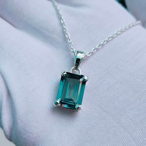 Green sapphire pendant, Green sapphire necklace, Octagon Green sapphire pendant, 925 sterling silver necklace, lab grown green sapphire