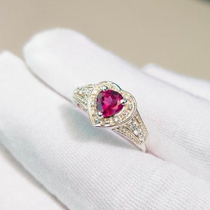 Natural Rhodolite garnet ring, 925 Sterling silver ring, Heart&#39; shape purple garnet engagement ring, Rhodolite garnet hand made silver ring