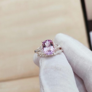 Anillo de amatista natural rosa de Francia con banda, anillo de plata de ley 925, anillo de compromiso de amatista, anillo de amatista rosa tallado a mano
