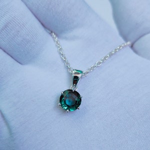 teal sapphire pendant, teal sapphire necklace, 925 sterling silver necklace, round cut sapphire pendant, lab grown sapphire handmade pendant