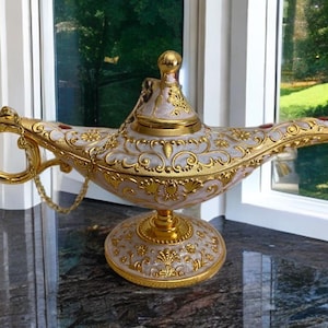 22 cm Aladdin’s magic Lamp , aladdin lamp , magic lamp , home decor aladdin magic lamp , wishing Aladdin made of high quality enamel metal