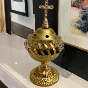 DDP Customs duties and taxes are covered by me 20 cm Incense burner made of high quality metal plated gold color from JERUSALEM holy land