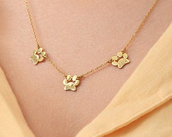 Paw Print Name Necklace, Tiny Dog Paw Necklace, Animal Necklace, Dog Mom Gift, Christmas Gifts, Pet Lover Jewelry, Pet Memorial Necklace