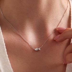 Sterling Silver Fish Pendant, Tiny Fish Necklace, Minimalist Gold Fish Pendant, Dainty Sea Jewelry, Mothers Day Gift, Sea Lover Necklace