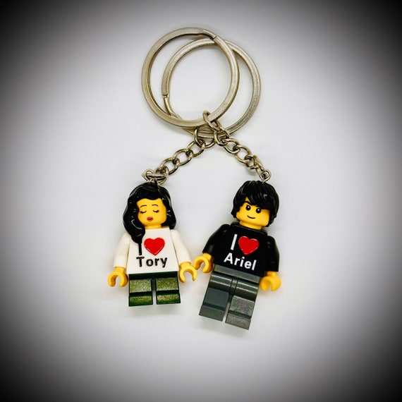 Portachiavi coppia Kawaii Regalo personalizzato per fidanzato, Regali di  anniversario per coppie, Regalo unico per la festa della mamma, Realizzato  utilizzando LEGO® riciclato -  Italia