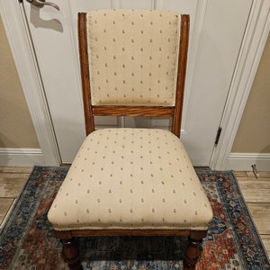 Antique Victorian Parlor Chair