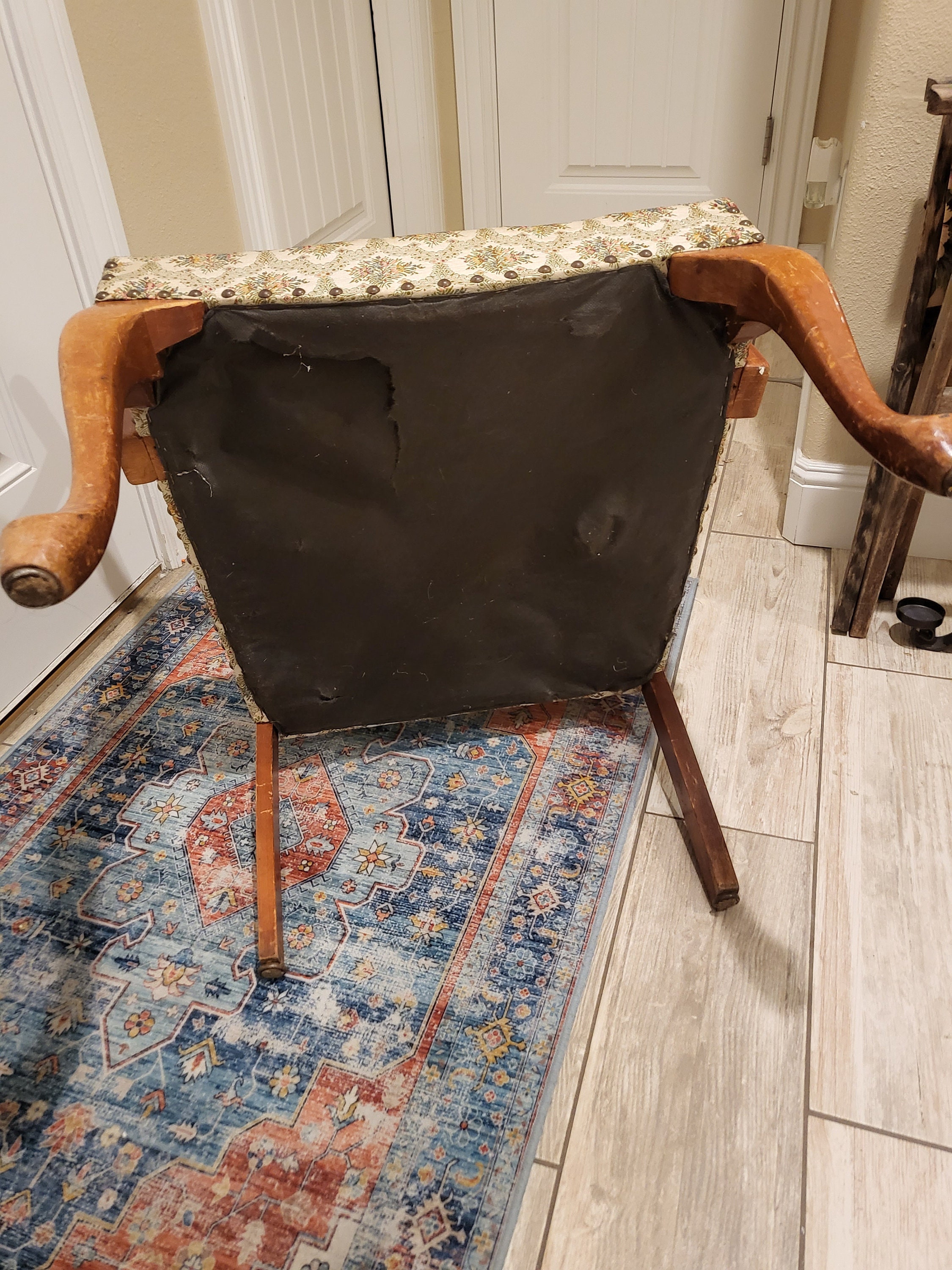 Vintage Carved Wood Arm Chair - Etsy Vintage Carved Wood Arm Chair - Etsy