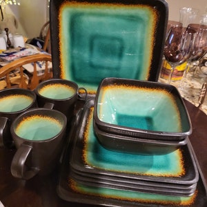 11 pc Vintage Baum Jade Dinnerware