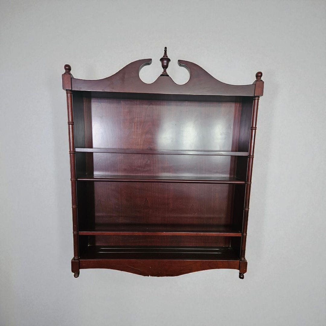 The Bombay Company チェリーウッド棚　5段ラックヴィンテージ Pair of Bombay Company Stained Fruitwood Wall Cabinets | Chairish 木製ラック・ウッドラック