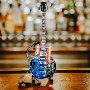 Miniature guitar, mini guitar, decorative guitar, miniature guitars, decorative guitars, mini guitars, doll guitars, handmade, replica guitar