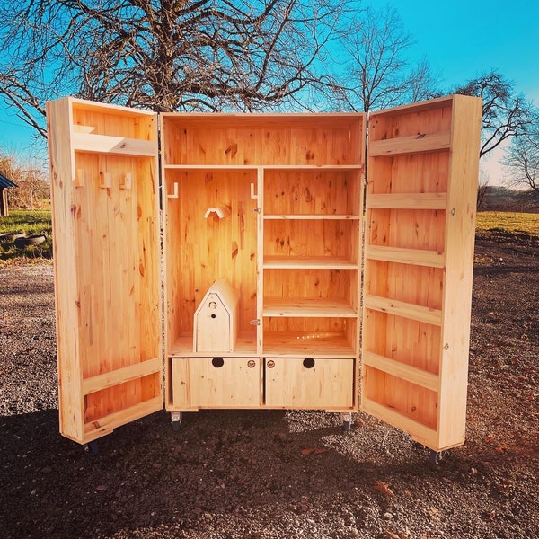 Armoire sellerie en Bois Grand Gabarit, Armoire d'écurie en bois brut, Rangements pour cavalier, Rangement pratique Equipement Equitation