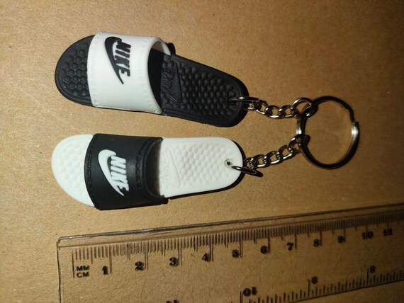 Nike keyrings deals