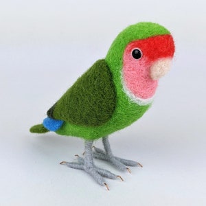 Needle Felted Peach-Faced Lovebird #2 – Wool Bird Sculpture, Poseable Legs, Handmade Fiber Art