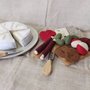 Felt Cheese/Charcuterie Board  Play Toy Food Pretend Kitchen Set Fabric Pretend Play Food