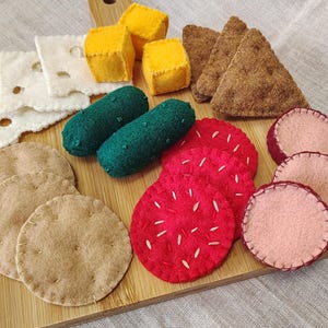 Felt Cheese and Crackers Charcuterie  Play Toy Food Pretend Kitchen Set Fabric Pretend Play Food